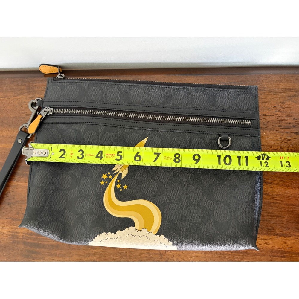 Coach Carryall Pouch In Signature Canvas With Triumph Motif Rocket EUC - Picture 9 of 9